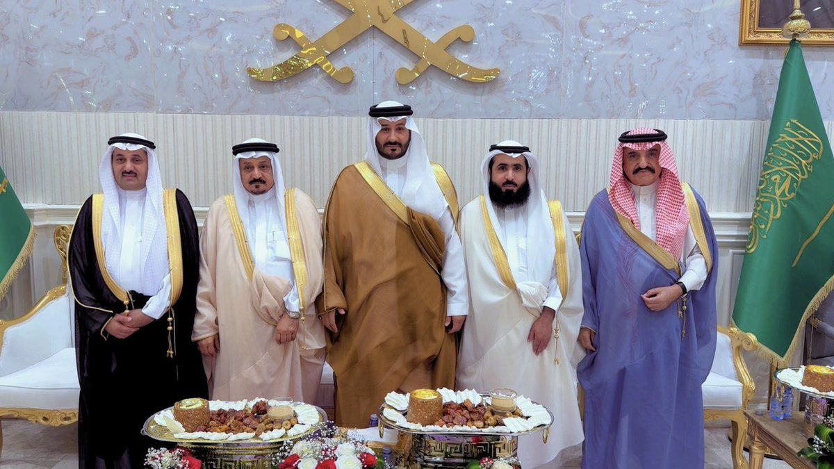 IBMM_1's tweet photo. تشرفت بتلبية دعوة كريمة من الأخ الغالي / حمدي بن سعود بن سمار لحضور حفل زواج الابن / مشعل " جعله الله زواجاً مباركاً "

كانت ليلة استثنائية تجسدت فيها المحبة والتقدير والكرم،،
سعدت فيها بلقاء رموز من المجتمع https://t.co/8Szdx9fdjO