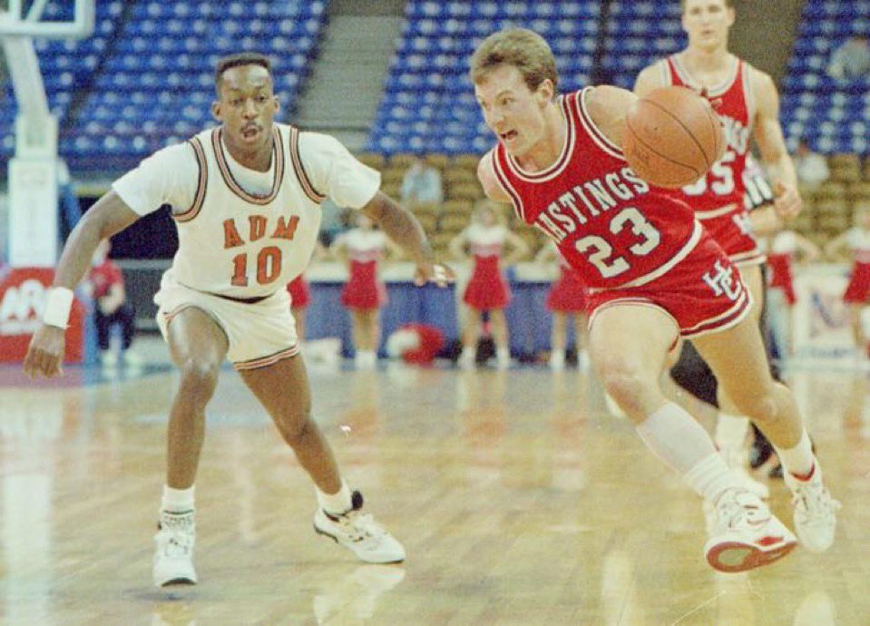 Before there was Pryce Sandfort at Nebraska, there was his dad, Brian, at Hastings College 

Brian was a key player of Hastings’ 1989 Elite Eight team.

Now, Pryce is creating his own basketball legacy in Lincoln 

STORY: hastingstribune.com/sports/sandfor…