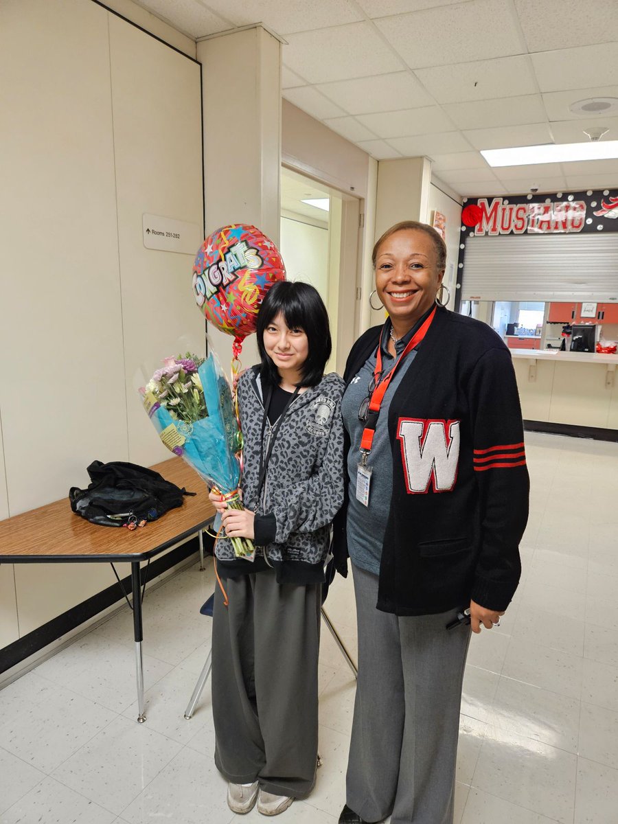 Congratulations to our Valedictorian Peter Ly and our Salutatorian, Ngoc Tien.  We are so proud of you both!  Hard work pays off! 🖤❤️ <a href="/LauraH1431/">Laura Hunter</a> <a href="/TraWalker3/">Tracey Walker</a> <a href="/SpringISD_Super/">Dr. Lupita Hinojosa</a>