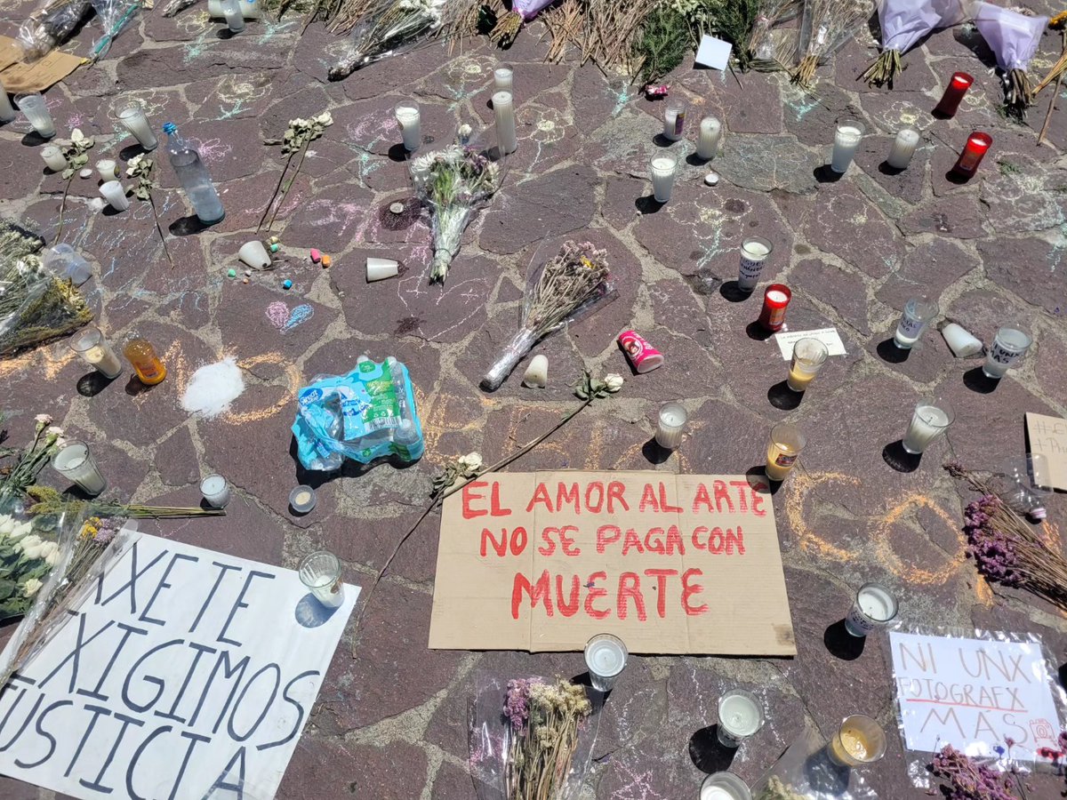 esnertos's tweet photo. INSISTO: te hacen firmar una hoja que dice que ya te hicieron tu reembolso y ticketmaster y el parque bicentenario AUNQUE NO ME HAYA LLEGADO LA TRANSFERENCIA, que como eso no era cierto aún,  le iba a sacar foto a la hoja NO ME PERMITIERON diciendo que era documento interno https://t.co/v4HIJNRSar