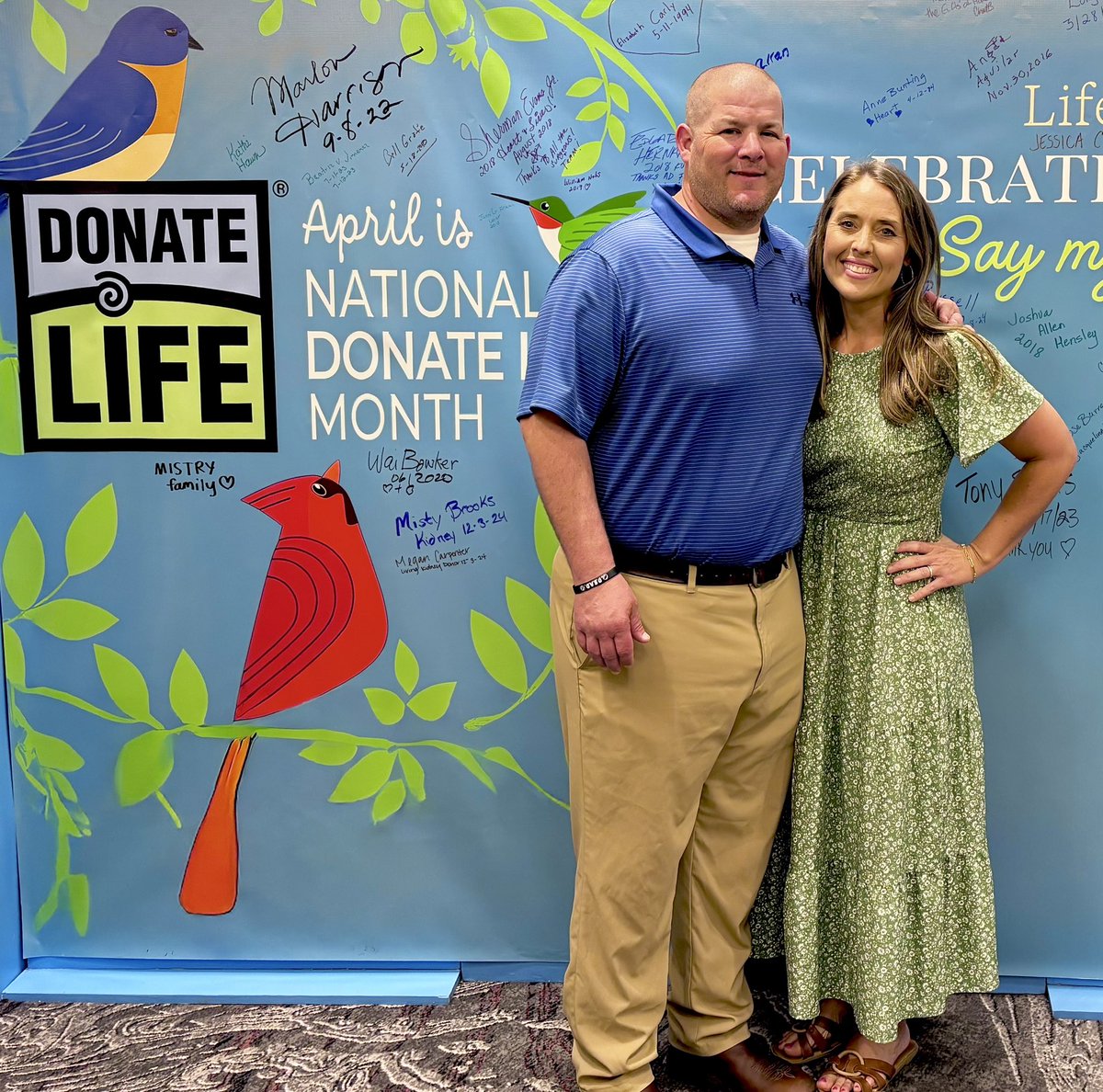 Coach Kent Jones (@coachjonesfhs) on Twitter photo Today we attended the Celebration of Life event at the Methodist Transplant Center. A year ago, <a href="/ErinKJones81/">Erin Jones</a> donated her liver to her dad! Also, had the pleasant surprise of seeing former <a href="/GRHS_Football/">GRHS Football</a> player <a href="/PeterMpagi/">🤷🏿♂️</a> share his transplant story! Today we attended the Celebration of Life event at the Methodist Transplant Center. A year ago, <a href="/ErinKJones81/">Erin Jones</a> donated her liver to her dad! Also, had the pleasant surprise of seeing former <a href="/GRHS_Football/">GRHS Football</a> player <a href="/PeterMpagi/">🤷🏿♂️</a> share his transplant story!