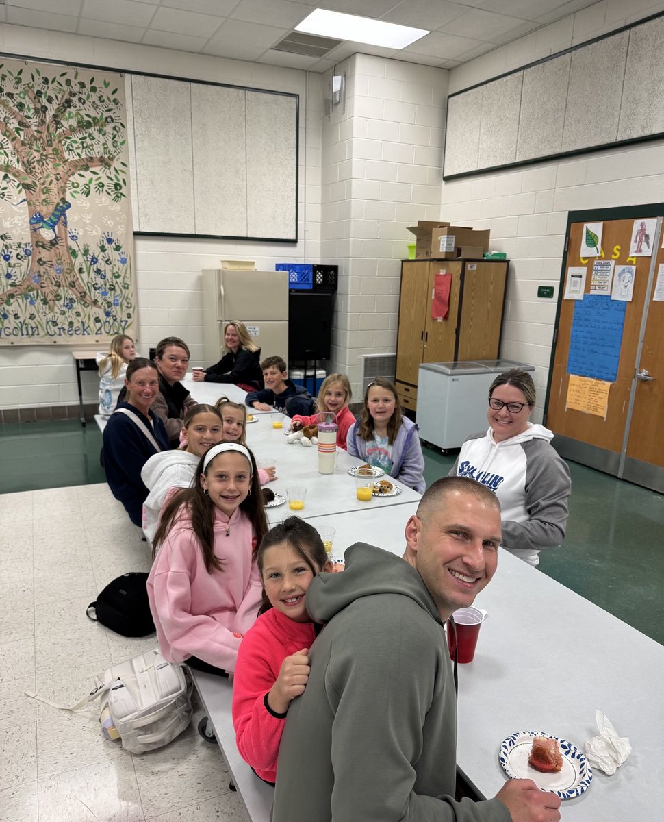 We would like to thank the PTA for hosting our annual Sweets with Salamanders events this week. It was a great time to connect and start our day!
