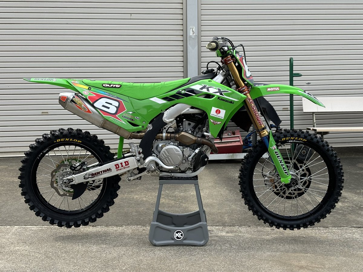 kakeru_kamoda's tweet photo. #️⃣6️⃣ #Kx250 https://t.co/KpwDFIMszZ