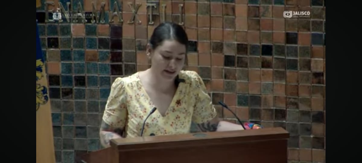 Acompañamos y acuerpamos a la <a href="/RedMadresLesbMX/">RDMLMX</a>, presentación de iniciativa q reforma varios artículos del Cód Civ y de la Ley del Reg Civ de Jalisco, para permitir el registro de nacimiento y el reconocimiento de hijes de familias lesbomaternales, homoparentales y comaternidades.