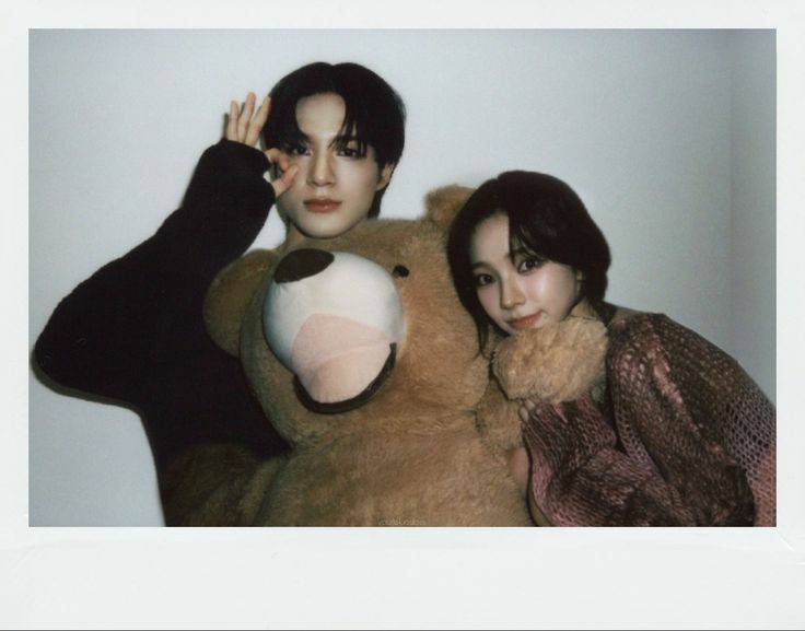 domdick__'s tweet photo. Happy birthday, my love❤ Casually asked her one time if she remembered what I told her during her bday last year. She blushed so hard remembering that last year I told her she'd spend her next birthday as Mrs. Lee; now she's my wonderful wife and the mother of our little Tobi https://t.co/WSj41YHVlZ