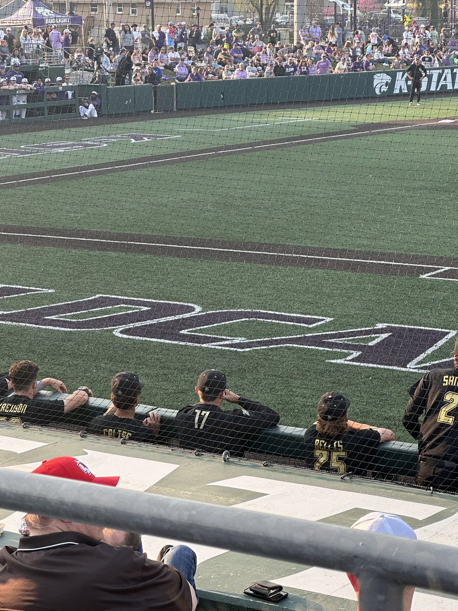 maneff13's tweet photo. Please explain. #ucfbaseball catches a foul tip ball and proceeds to kiss the ball and pass it down the line each player kissing the ball. https://t.co/gvPYewQLKV
