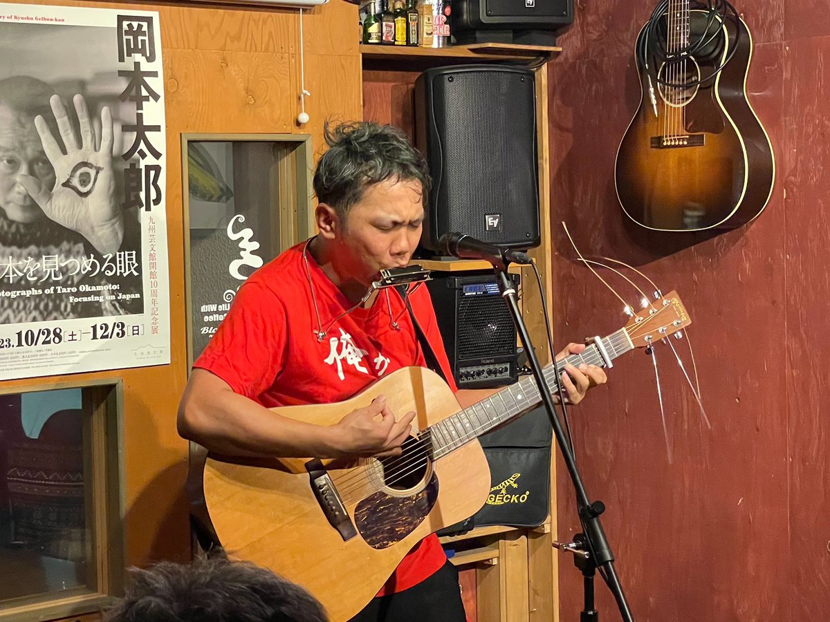 oregaisukeda's tweet photo. 4/12(土)
Blowin'  
福岡市東区馬出2-20-30

【出演】
ながたけひさのり　
サニー　　
いすけ(北九州)    
桐原正二

¥2000(オーダー別)
18:30スタート(15分前開場) https://t.co/EjCCpwVXEB