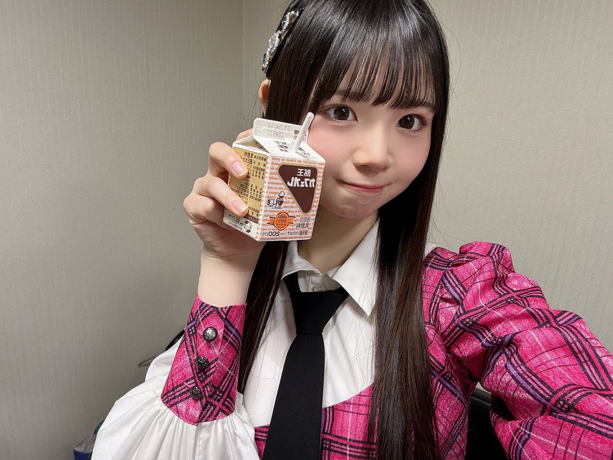 AKB48 大賀彩姫 お守り 爆レス祈願 サイン GoStELfXYAA5QGX.jpg