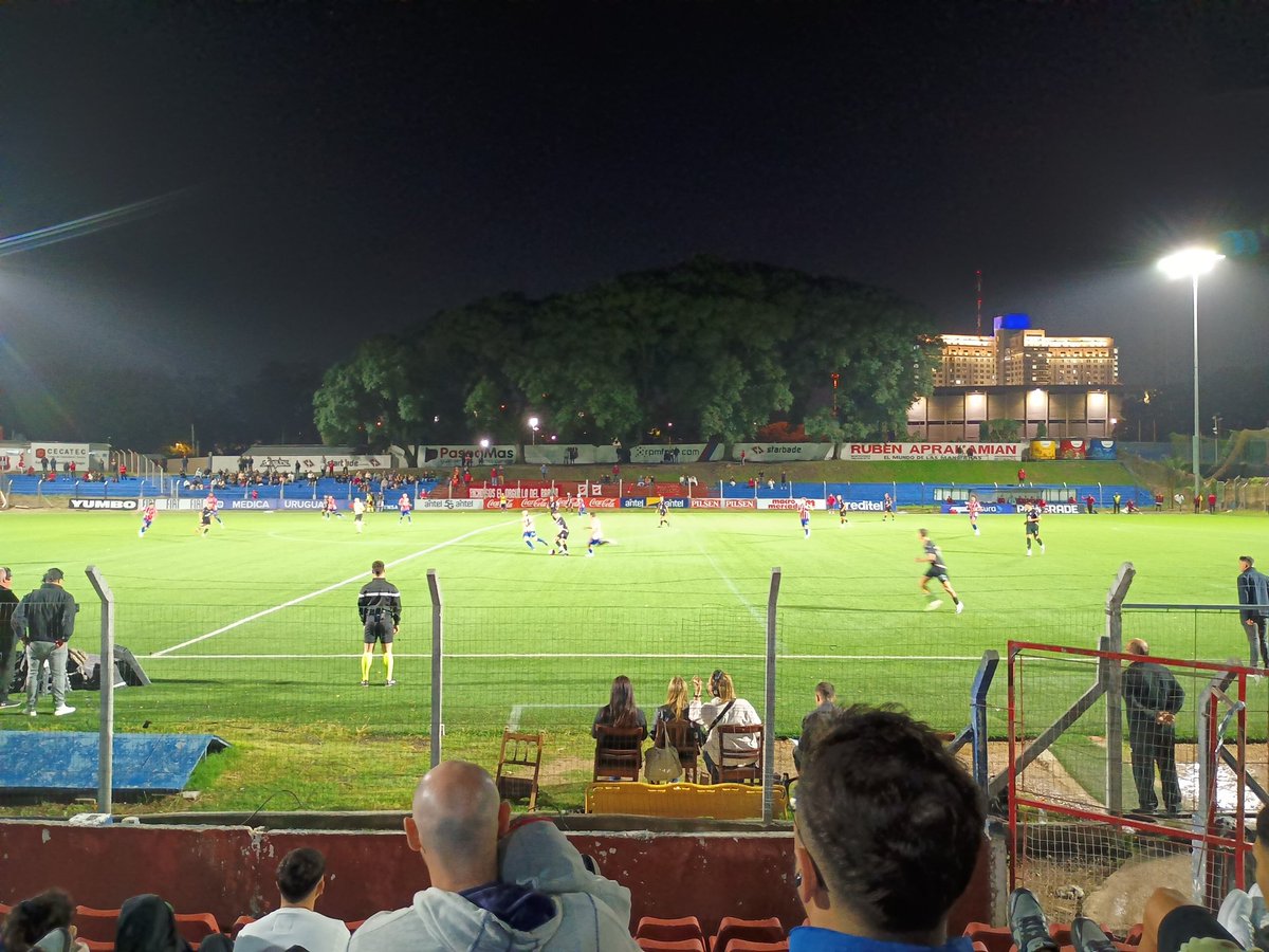 Otra noche en la oficina