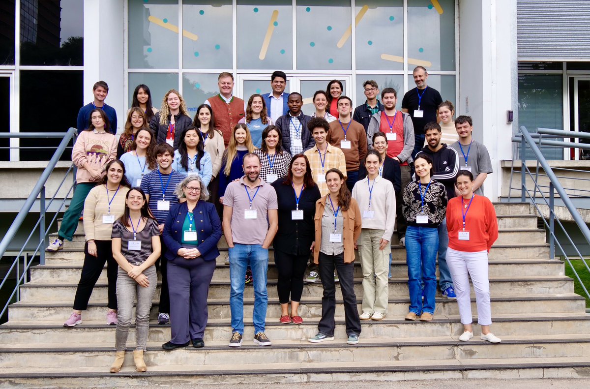 advanced_unit's tweet photo. Excelente semana llena de aprendizajes y camaradería, gracias a todos los participantes, profesores y compañías/financiadores que hicieron posible que el #CFMO2025 fuera un éxito!
Felicitaciones @Marceladiazf Paola Lepanto por otro gran curso #ImagingTheFuture 🔬🧑‍🔬🥼🧑‍💻👩‍💻 https://t.co/LP1oL0bORM
