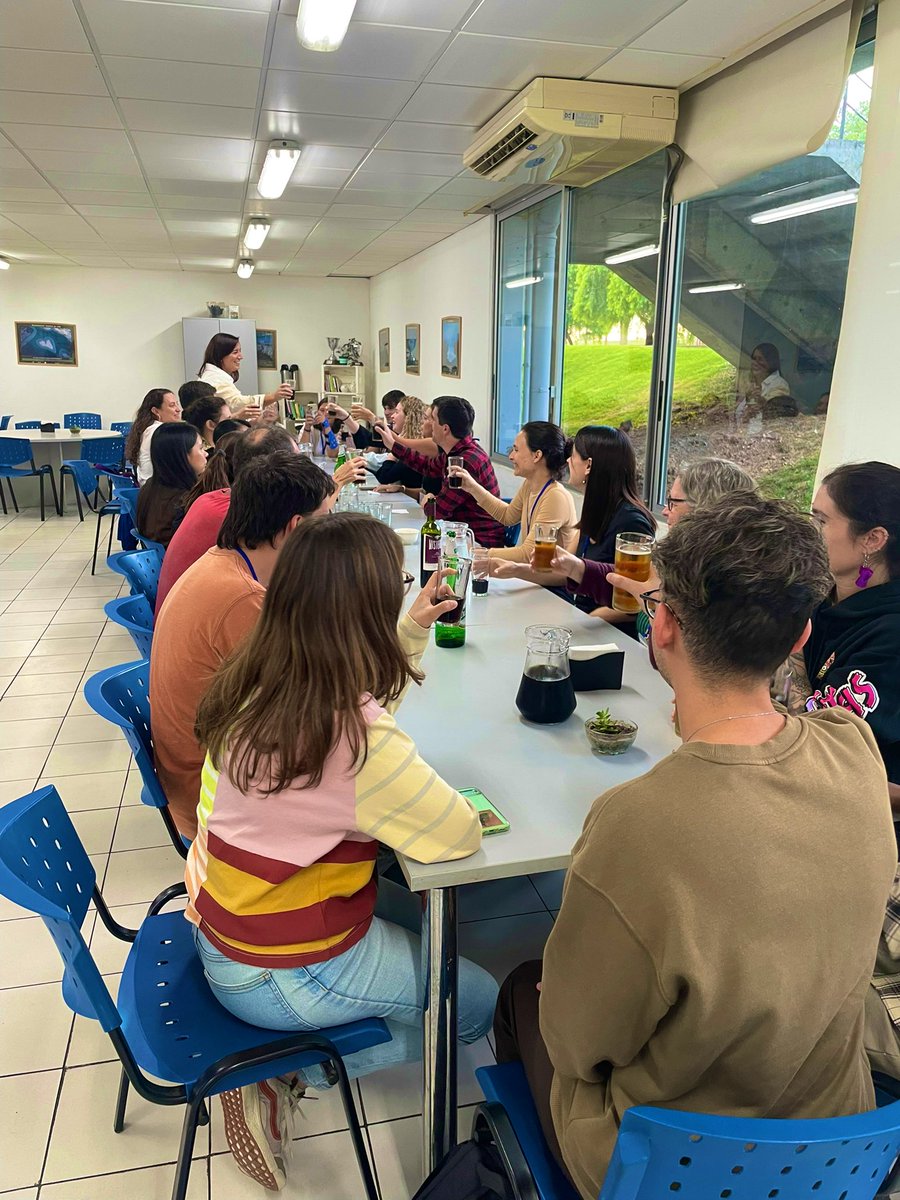 advanced_unit's tweet photo. Excelente semana llena de aprendizajes y camaradería, gracias a todos los participantes, profesores y compañías/financiadores que hicieron posible que el #CFMO2025 fuera un éxito!
Felicitaciones @Marceladiazf Paola Lepanto por otro gran curso #ImagingTheFuture 🔬🧑‍🔬🥼🧑‍💻👩‍💻 https://t.co/LP1oL0bORM