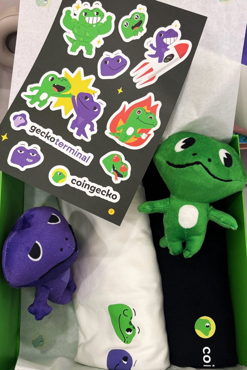 POV: You just opened our exclusive swag box. 📦✨

Inside, you’ll find:
• CoinGecko tees
• Gekko + Rex plushies
• Stickers to flex your Gecko pride

Want one? Stay tuned...