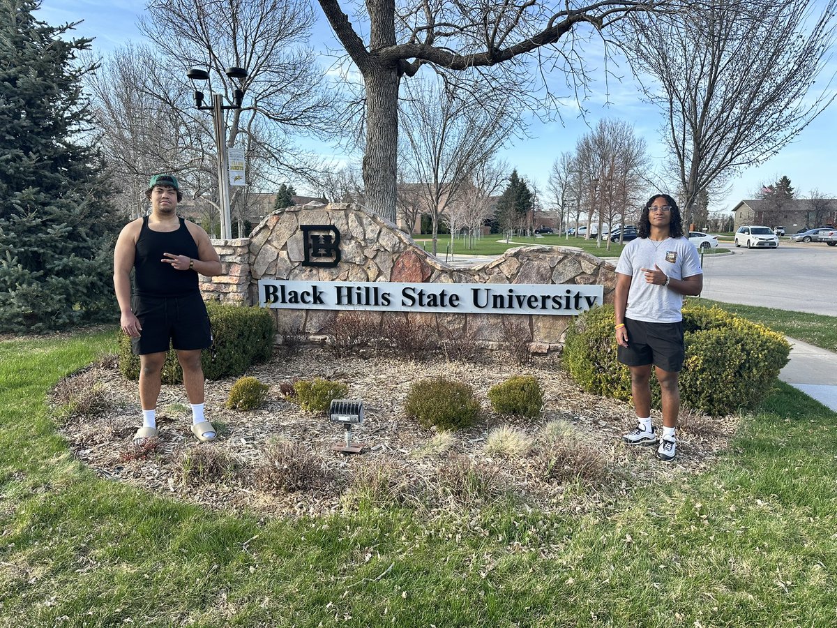 EsaiasPenn's tweet image. Excited to be up at Black Hills State University this weekend! 

#JUCOPRODUCT @CoachPerrone @MyRecruits_ @_Todd_Olson @MaricopaMustang @sweetfeettrain1 @SS_CoachMonson @artichokenation @coachweissusa