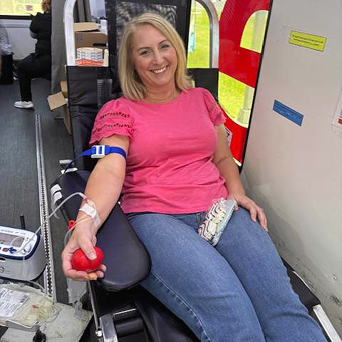 Yesterday we had a few super heroes 🦸‍♀️ donate blood 🩸 with the mobile bus team from LifeShare Blood Center - Baton Rouge.

It’s just one of the ways we’re proud to support our community and make a positive impact together. 💙

#BRT #TheCreditUnionDifference