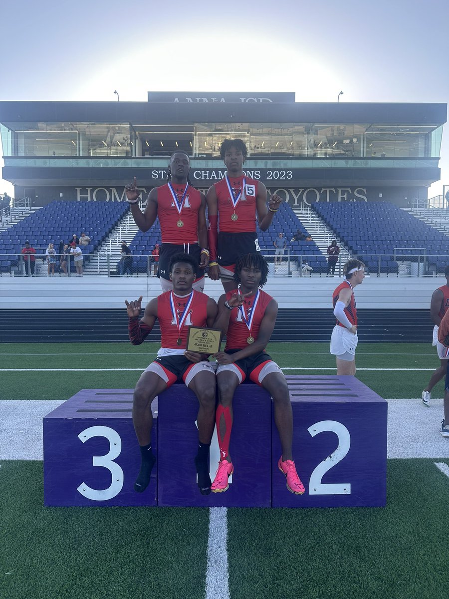 Congratulations 4x4 Relay Time 3:16 🎊🍾🎉🎈
<a href="/DSmith_903/">Dameon Smith Jr</a> <a href="/DetrevyonG/">DJ Goudeau</a> @jeremiahMccowan <a href="/MarshallMavFB/">Marshall Maverick Football</a> <a href="/marshallmavs/">Marshall Mavericks</a> <a href="/NickAnthony32/">Nick Anthony</a>