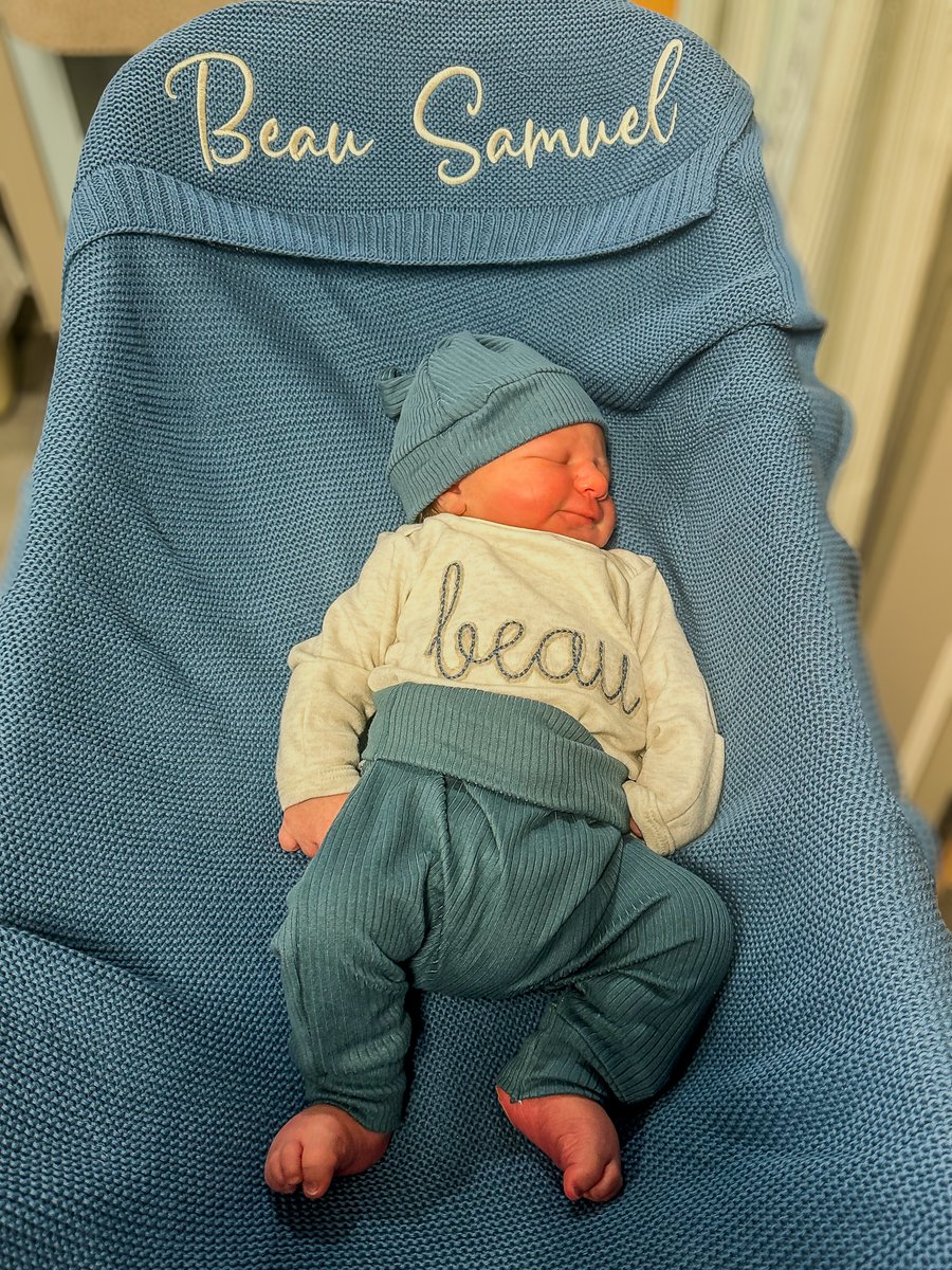 Introducing Beau Samuel Yunker!

 04.10.25