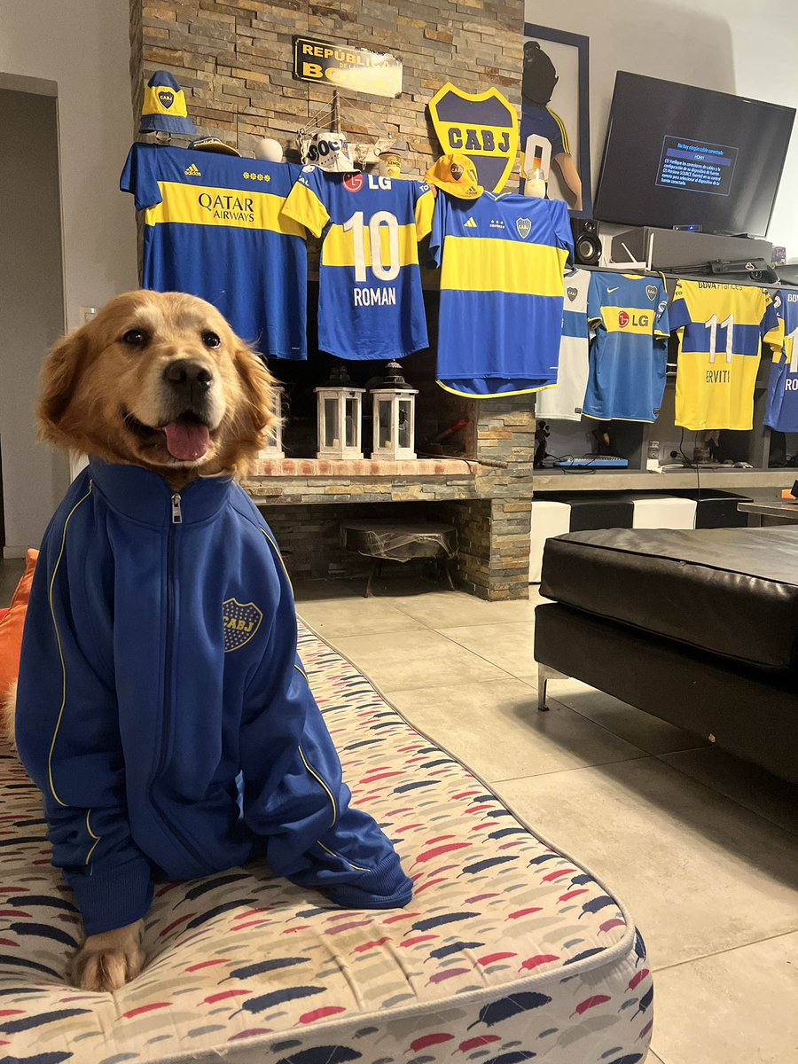 FedeeJunghanns's tweet photo. Viernes 11 de Abril. En esta casa respetamos y veneramos al Club Atletico Boca Juniors y al Jugador Num•12 https://t.co/QW1krqaiaL
