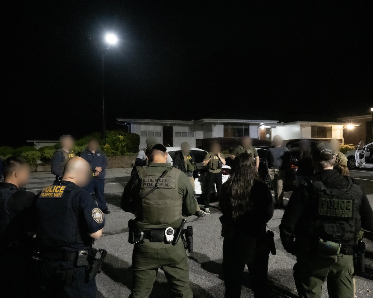 FBI Atlanta (@fbiatlanta) on Twitter photo Today, #FBI Atlanta arrested 25 year old, Aliakbar Mohammed Amin of Lilburn, GA for threatening communications against <a href="/DNIGabbard/">DNI Tulsi Gabbard</a>, @Potus, & <a href="/WhiteHouse/">The White House</a>. Bottom line, the FBI does not tolerate threats and will hold offenders fully accountable. Today, #FBI Atlanta arrested 25 year old, Aliakbar Mohammed Amin of Lilburn, GA for threatening communications against <a href="/DNIGabbard/">DNI Tulsi Gabbard</a>, @Potus, & <a href="/WhiteHouse/">The White House</a>. Bottom line, the FBI does not tolerate threats and will hold offenders fully accountable.