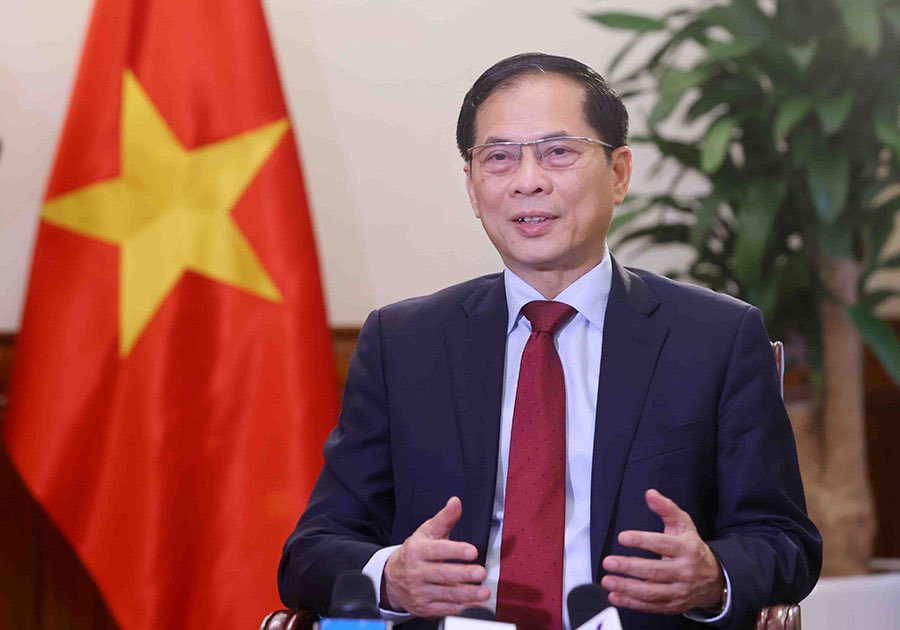 wrenevans217208's tweet image. Deputy Prime Minister and Minister of Foreign Affairs Bui Thanh Son: Joining hands to bring Vietnam and China into a new era of prosperous development 🧵