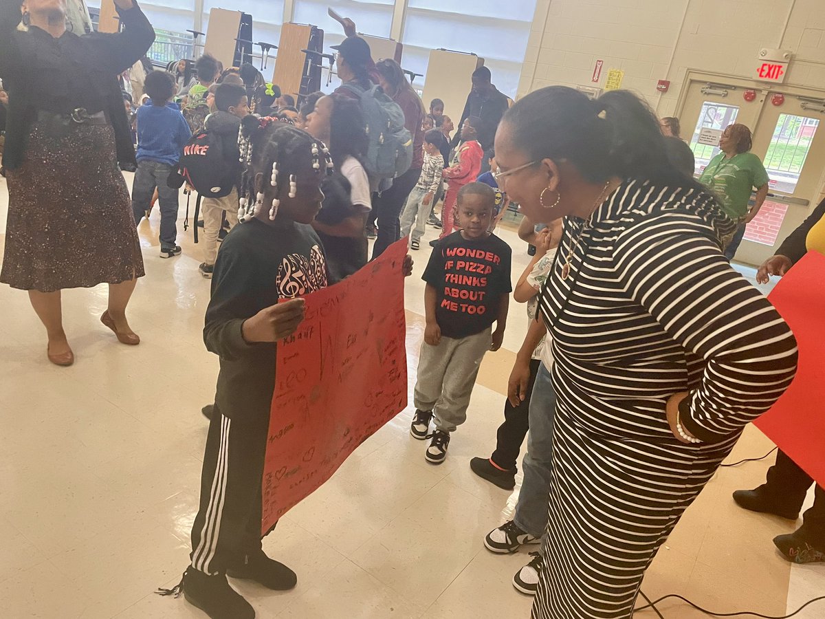 LaburnumES (@laburnumes) on Twitter photo Students and teachers surprised our amazing associate principal, Ms. White, at First Friday today with flowers and posters for associate principal’s appreciation week!
Ms. White, we love you and want to recognize you for everything you do for our school! ❤️🦁💛 Students and teachers surprised our amazing associate principal, Ms. White, at First Friday today with flowers and posters for associate principal’s appreciation week!
Ms. White, we love you and want to recognize you for everything you do for our school! ❤️🦁💛