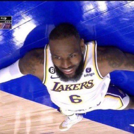 LakeShowYo tweet media