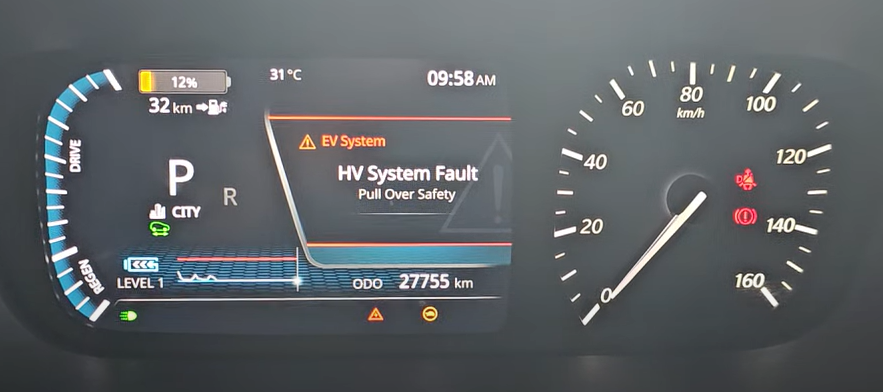 AnandSubhash's tweet photo. @muralysunam @Xroaders_001 @ArtemisAditya @volklub Changed battery of Nexon EV Max at 27,755km. Was getting HV error at 12%. https://t.co/FDBZSzU5vm
