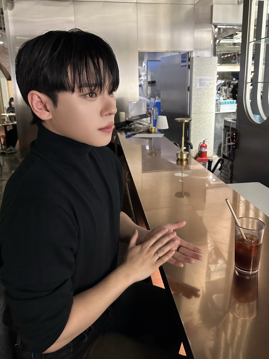 최수환 (Choi Suhwan) Official 🕯 tweet media