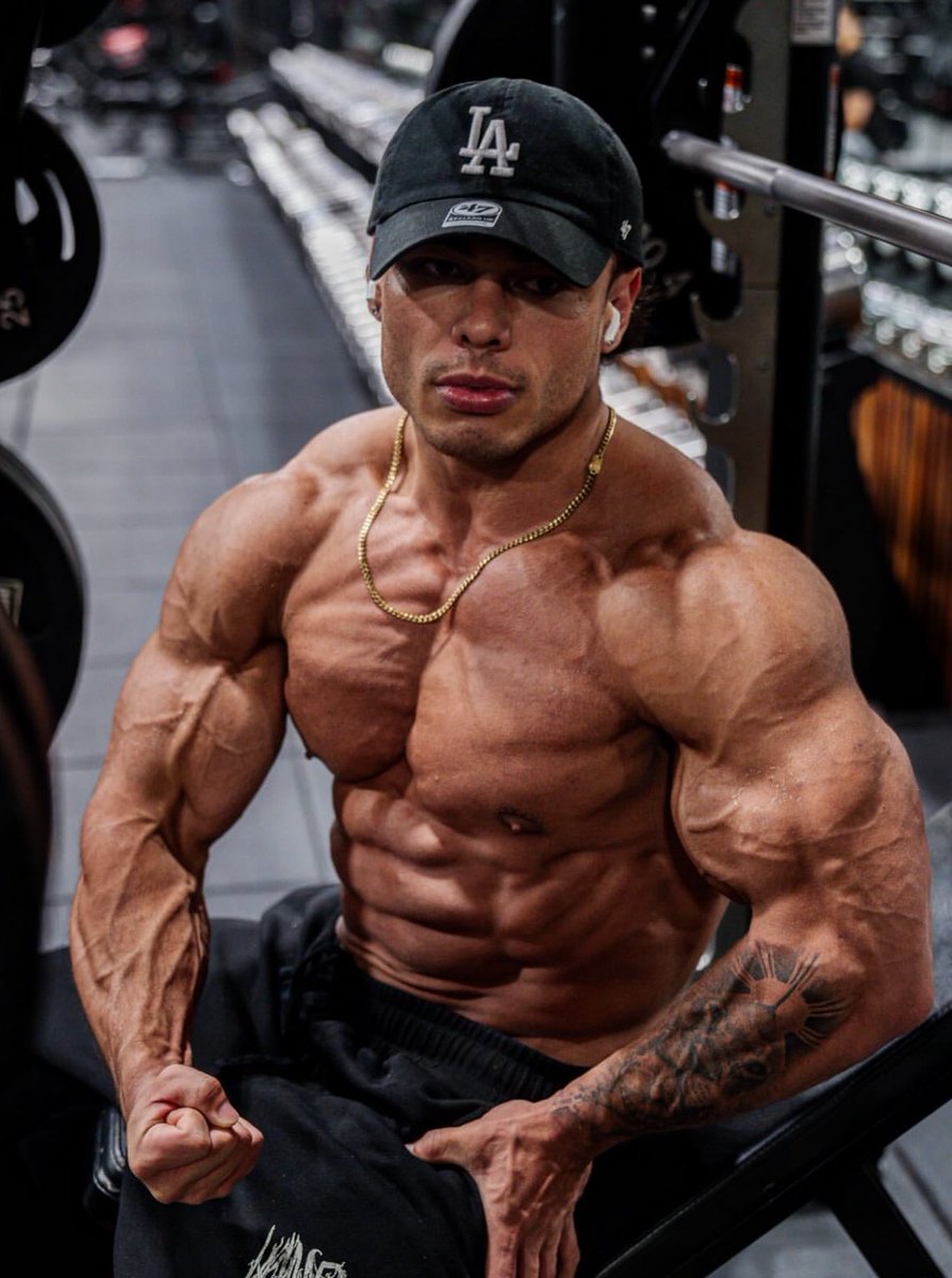 devbernardo_'s tweet image. Friday