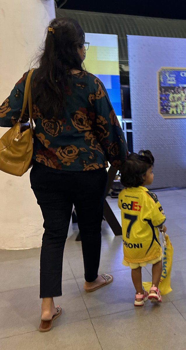 She walked out of the stadium, tiny shoulders slumped in a yellow #Dhoni jersey.
Only 3, but already knew what losing felt like.
“Next time, we win,” her mum whispered.
She nodded, eyes fierce. A CSK fan was born that day.

#WhistlePodu #CSK #Dhoni #IPL2025 #CricketLove #cricket