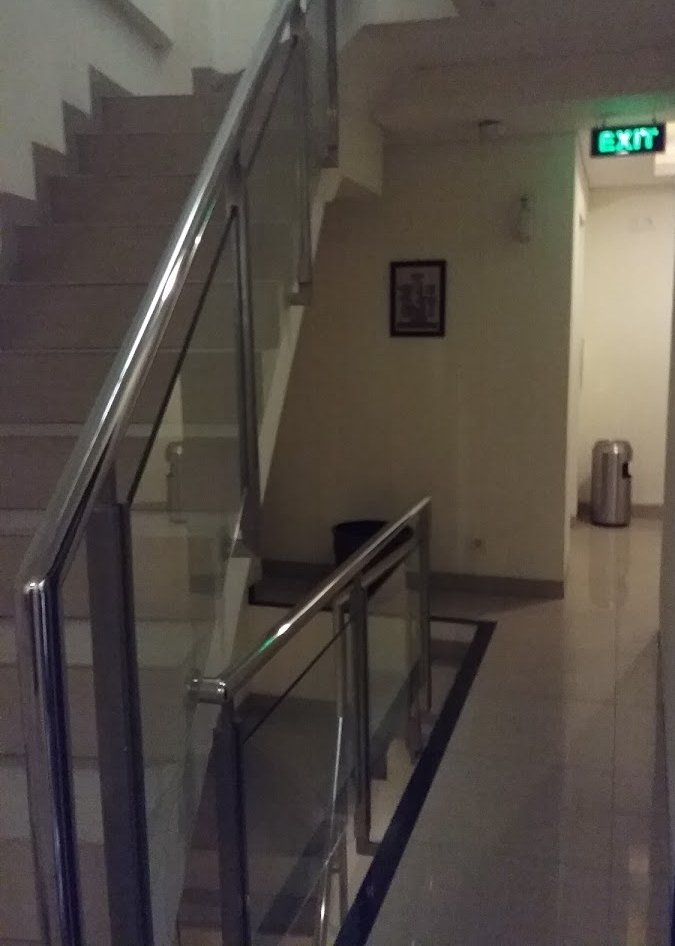 crishcito's tweet photo. Plisss jangan dibawa ke tempat gelap..tatuttt ada ular kadut https://t.co/D3AZLq04dv
