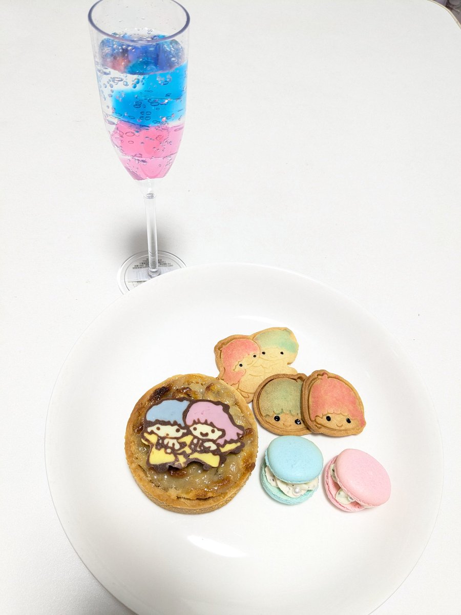 berrydream623's tweet photo. 推しの為に働いてます！
別SNSで、キキララ購入品(文具)兼、手帳垢あるくらい好き♡

気になった方いいねしまくったり、無言フォローしたりします。

#手帳好きさんと繋がりたい
#文具好きさんと繋がりたい
#セルフネイル #Twitter家庭料理部

R5.5.9粘膜下筋腫で子宮全摘
すごく元気になった！
詳細⤵ https://t.co/6a8vA2cJQ9