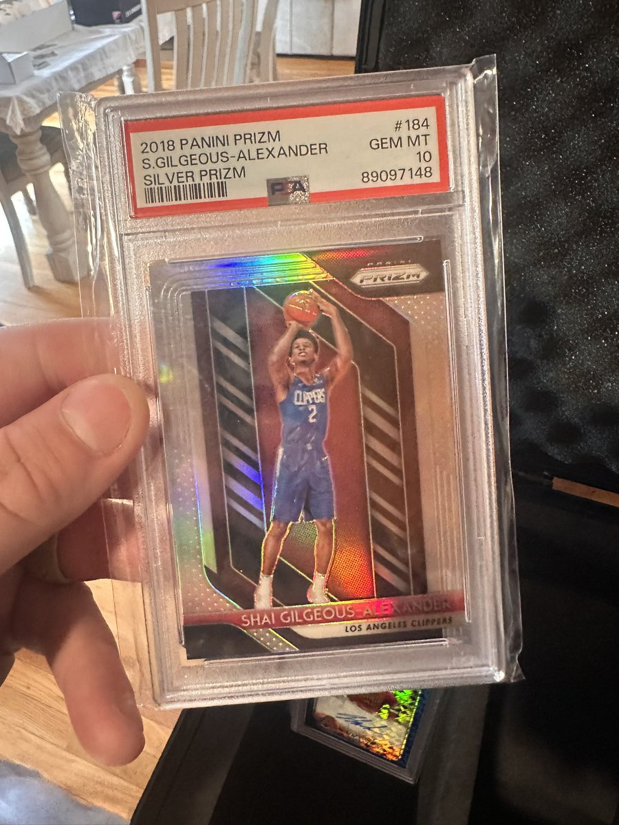 InvestWithYates's tweet photo. @LAcarddude Last one did 1350
I’ll take 1250 shipped https://t.co/46KiLZOHox