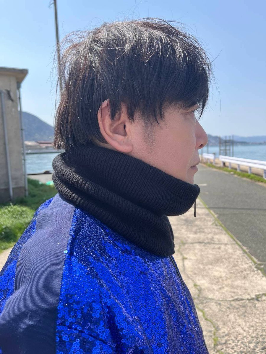 いかれジャージ』って知ってますか？🤔 『青いスパンコール』が沢山