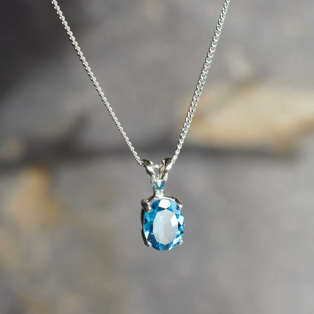 Sparklegems7's tweet image. Check out 925 Sterling Silver Pendant, Oval cut, London Blue Topaz necklace Gift for women ebay.com/itm/1770023907… #eBay via @eBay #rings #labcreateddiamond #labcreated #NaturalBeauty #beauty #womensfashion #WomensClothing #statementring #proposal #engagementring #engagement