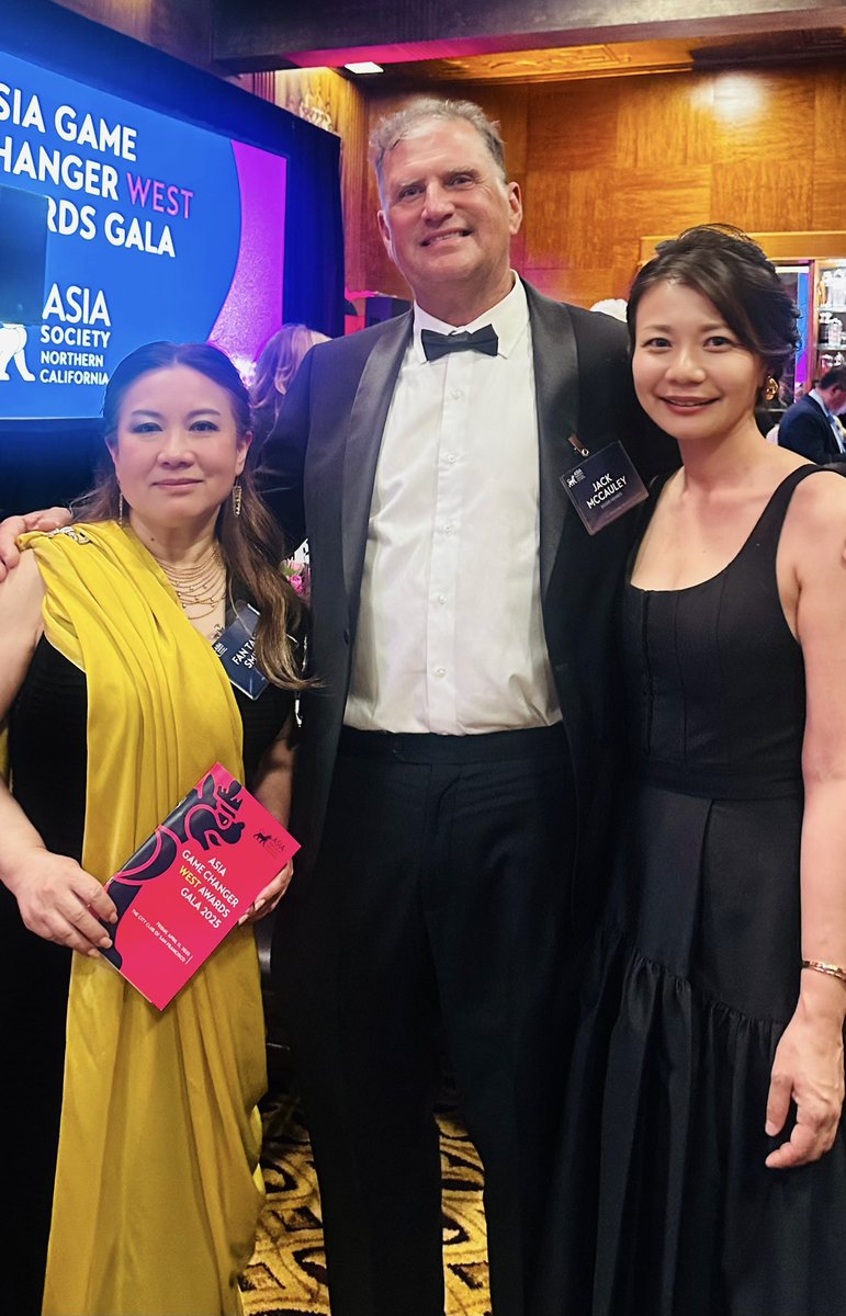 FanTanSmith3's tweet photo. What an inspiring evening at the 2025 Asia Game Changer West Awards Gala! It was an honor to be in the company of extraordinary individuals who are shaping the future with vision, courage, and brilliance. Congratulations to this year’s remarkable awardees:

Andrew Ng – a true pioneer in artificial intelligence whose work continues to transform industries and empower millions.

Daniel Dae Kim – an actor, producer, and advocate whose talent and leadership have elevated the voices of the AAPI community on a global stage.

Phyllis Kao – a trailblazing auctioneer at Sotheby’s who brings elegance, expertise, and cultural depth to the world of fine art.