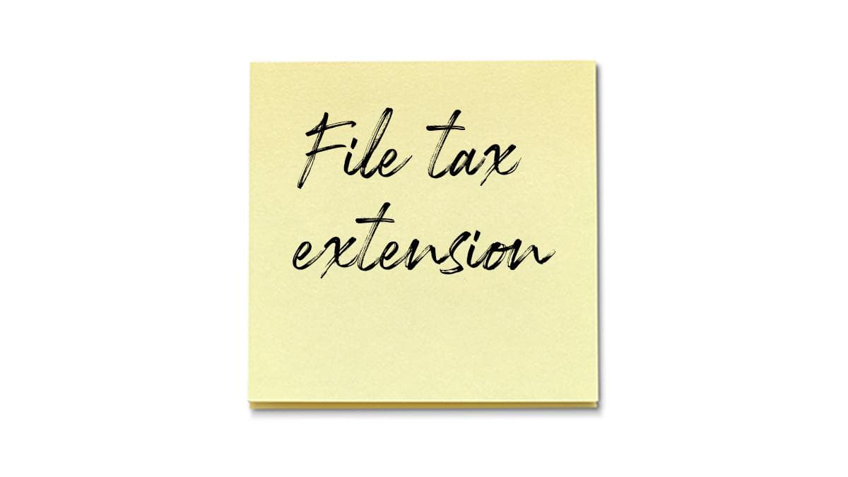 MomB96's tweet photo. If you’re still not ready to file your taxes before the April 15 deadline, Block has your back. We can help file an extension for you in person or from the comfort of your own home: https://t.co/l7RLYeRh69

#TaxExtension #LoveMyJobAtBlock https://t.co/bjjK4Dwd7t
