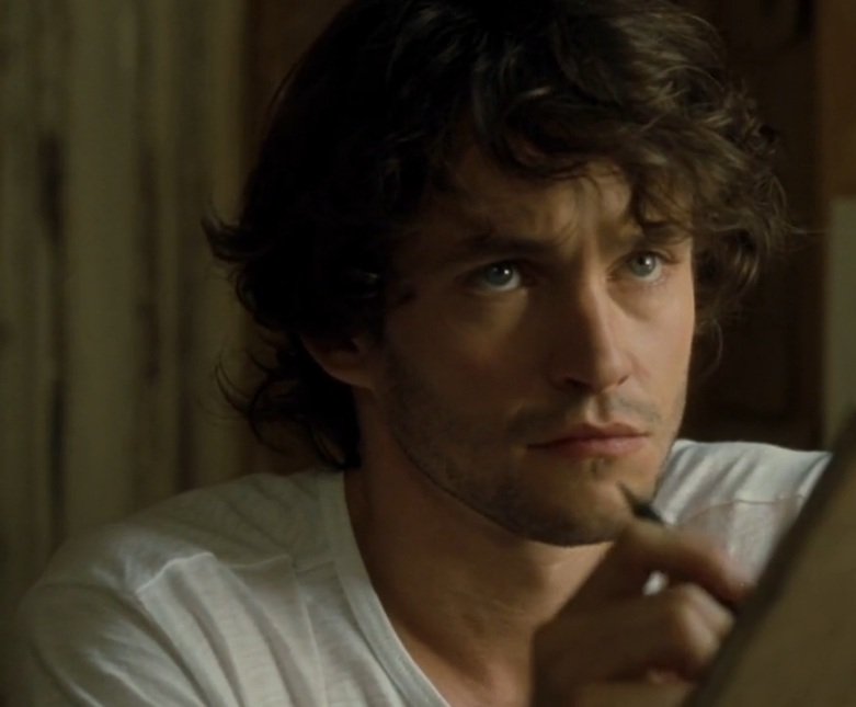 ohmylecter's tweet photo. i would go to WAR for this perfect doll face https://t.co/QlzYDGl50O