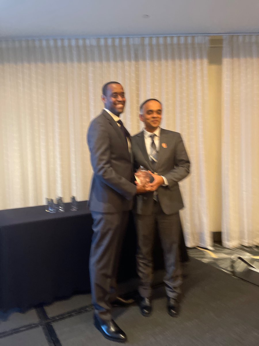 Congratulations to Sankar Navaneethan <a href="/sankarnava/">Sankar Navaneethan</a> for winning the Garabed Eknoyan award!! <a href="/NKF_NephPros/">NKF Nephrology Professionals</a>
