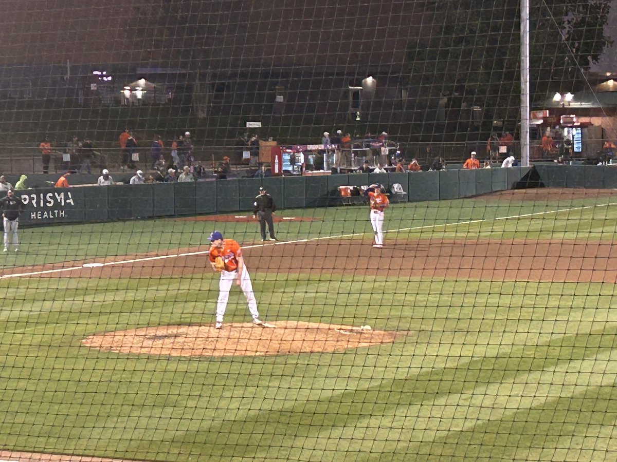 Hudson Lee, former Cavalier, closes out the game tonight!