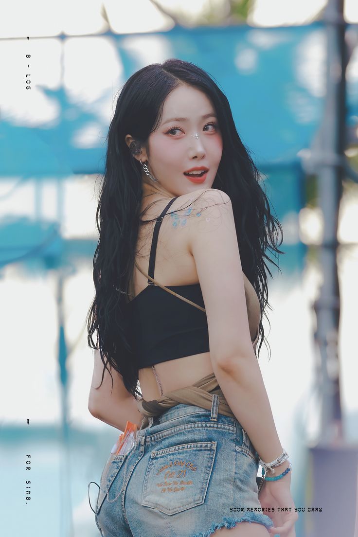 𝐒𝐨𝐟𝐢𝐞 🌷 tweet media