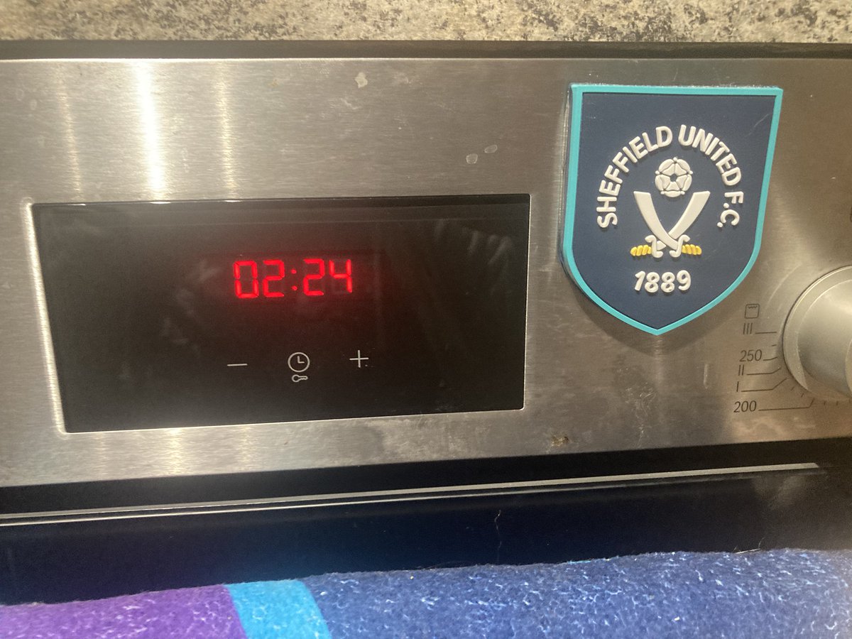 Stupid o’clock = Plymouth away 😴#UTB⚽️⚔️