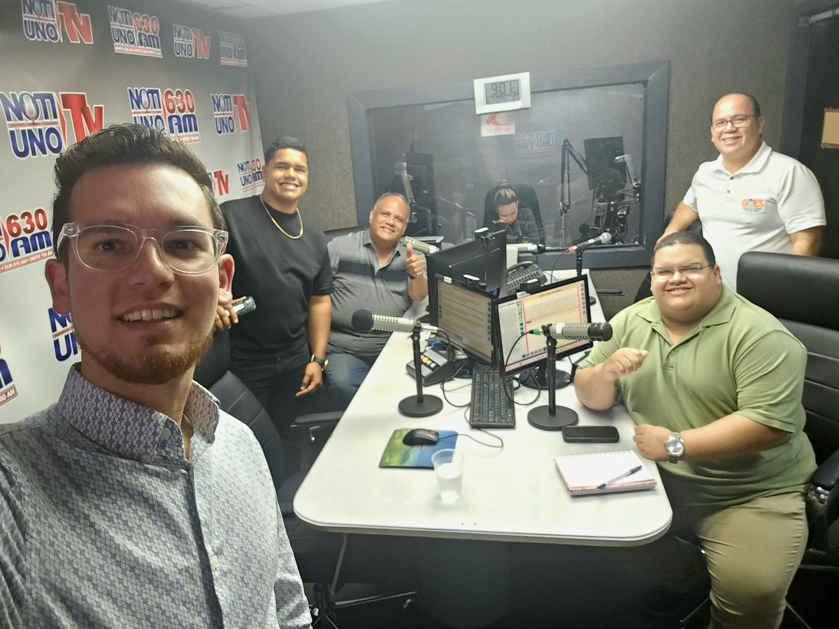 Víctor Berrios (@victorberrios24) on Twitter photo Entrevista en NotiUno en La Noche - La Nueva Generación con el profesor Francisco Pabón, representando a la <a href="/JuventudPNP/">Organización Juventud Progresista</a> <a href="/pnp_pr/">Partido Nuevo Progresista</a> ¡Sintoniza! @notiuno 630am
notiuno.com/notiuno-tv/
notiuno.com/escuchar-en-vi… Entrevista en NotiUno en La Noche - La Nueva Generación con el profesor Francisco Pabón, representando a la <a href="/JuventudPNP/">Organización Juventud Progresista</a> <a href="/pnp_pr/">Partido Nuevo Progresista</a> ¡Sintoniza! @notiuno 630am
notiuno.com/notiuno-tv/
notiuno.com/escuchar-en-vi…