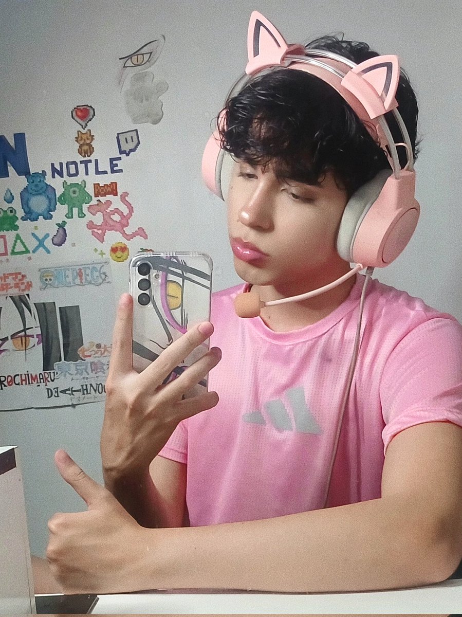 Nem parece que tem uma pika enorme