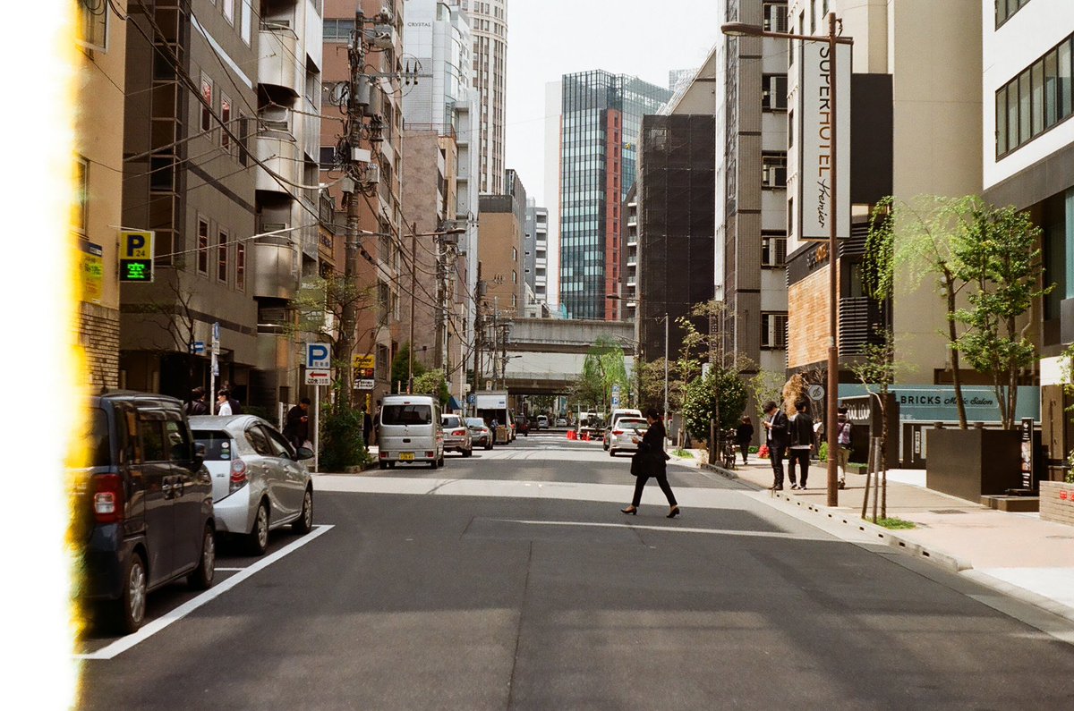 nisshincamera's tweet photo. 【今日の試写】1
📷LEICA IIIc 1949年製
👀Canon 50/2.8 (L39)
🎞️Kodak Pro Image 100
#leica
#canon
#kodak
#iiic
#proimage100
#film
#filmcamera
#試写
#作例
#写真 https://t.co/iSKDFO1G6X