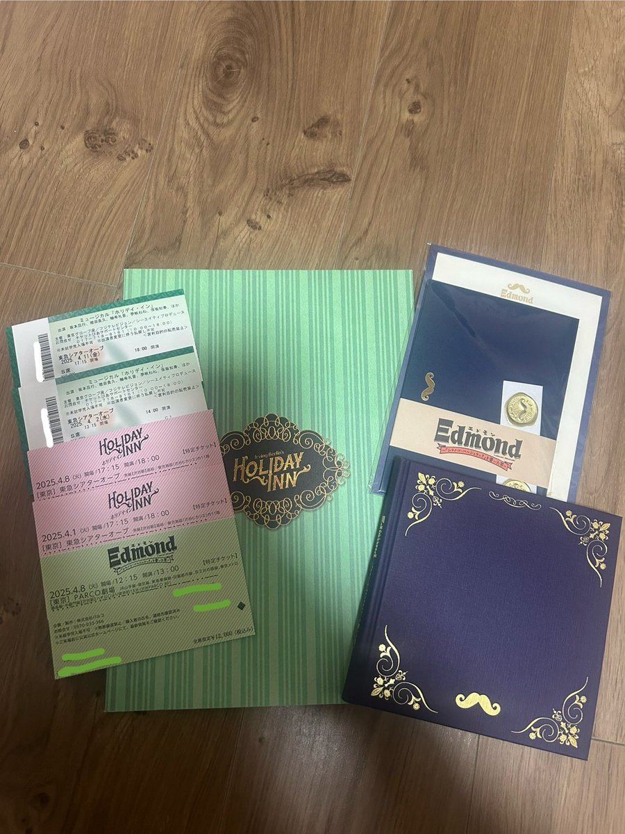 TriangLenny's tweet photo. ホリデイ・イン、エドモンの観劇ラッシュ
まだまだ見たいけど私的ラストでした!!

場面転換の綺麗さと、増田くんの歌ダンス自信満々な表情が好きすぎた
初回から入っこともあって、間の取り方とか変わった部分も堪能できてとても充実の10日間をありがとう!!

今回FCより一般の方が両方とも席良かった笑 https://t.co/MAtJFbvMR7