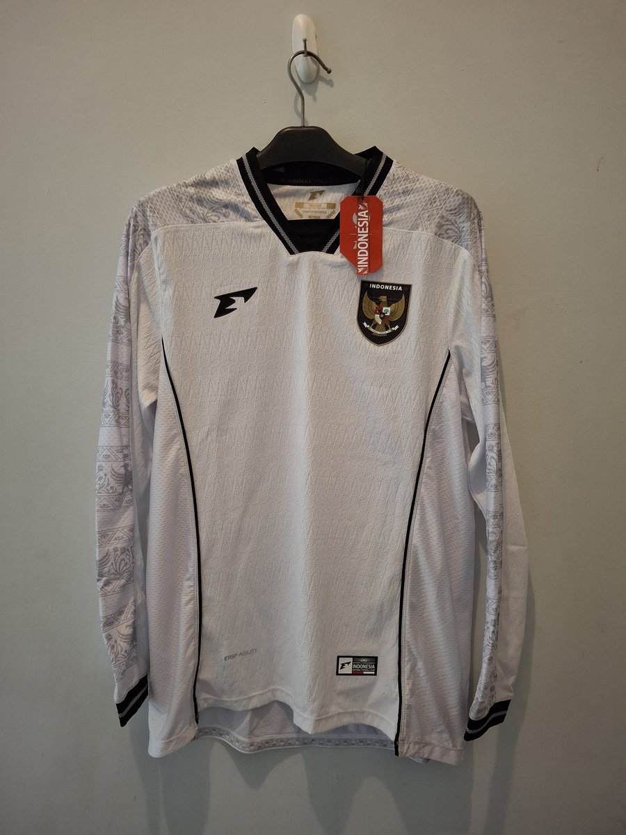 lineupstore tweet media