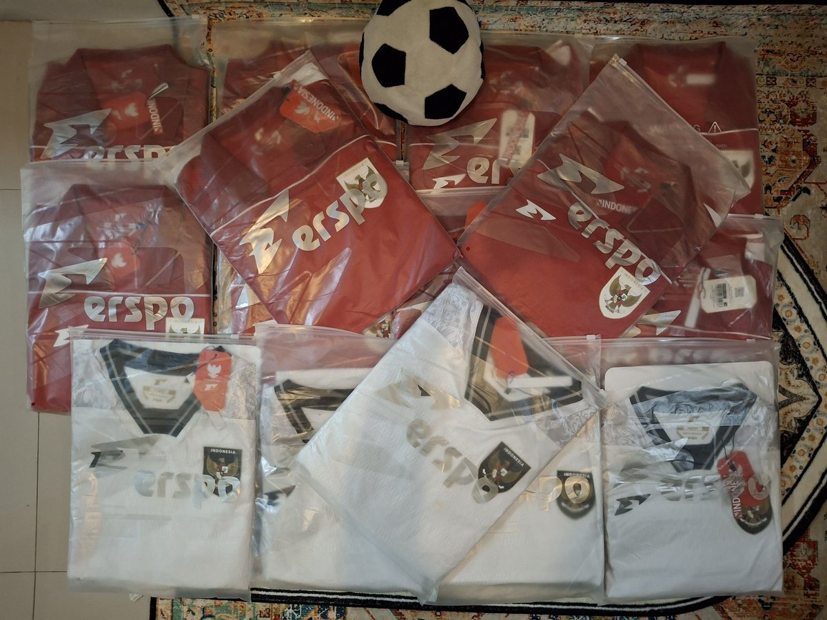 lineupstore tweet media