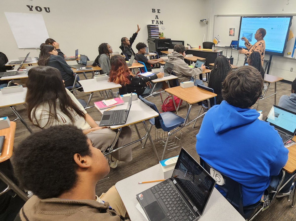 wrightonmath's tweet image. Proud of the EOC preparations and practice the ELA and Math teams are putting in.  Every minute counts and these teachers are giving all they&apos;ve got! 🙌 @ceking9gc @polk_sm @SheldonISD