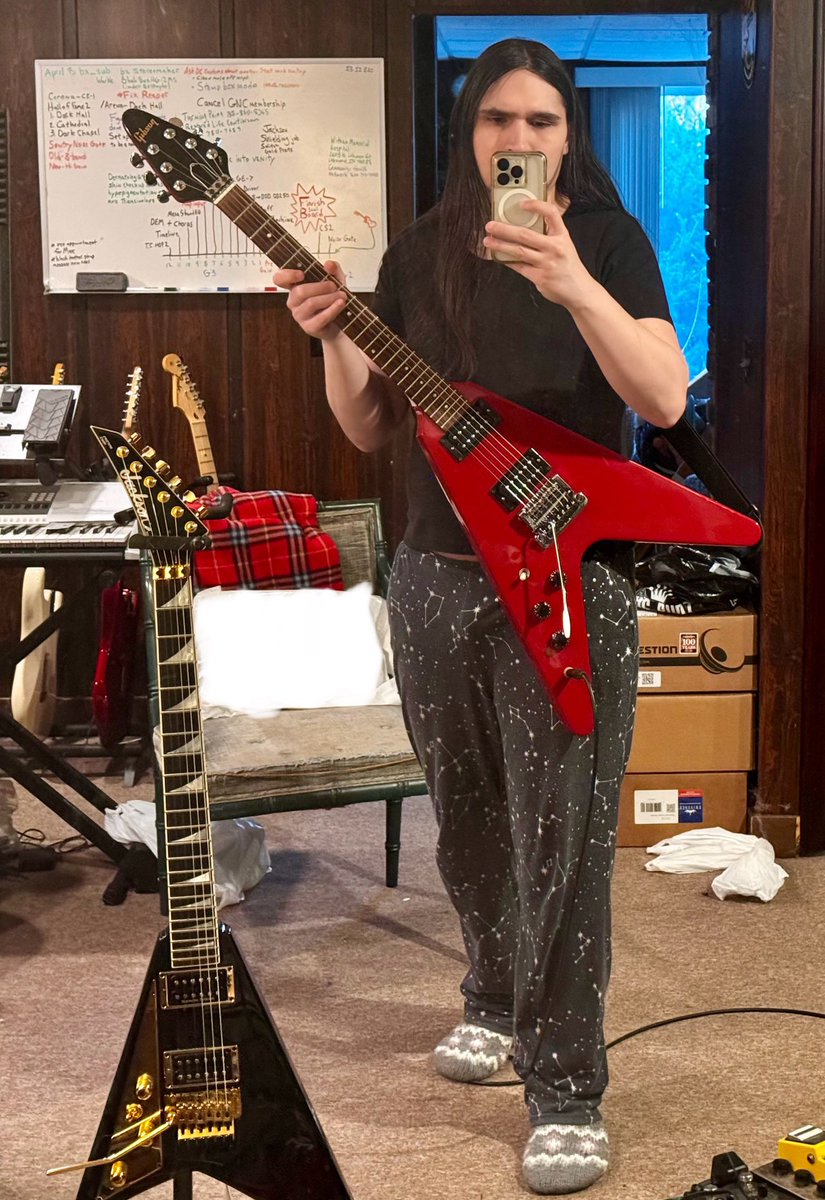brianwashere963's tweet photo. I got another of my dream guitars https://t.co/9q65bahppC