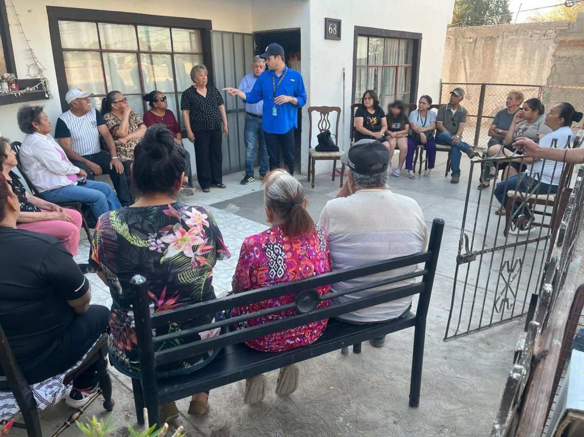 Esta tarde estuvimos con vecinos del Palo Verde platicando sobre las necesidades de su colonia, revisando temas como la recolección y mantenimiento de las áreas verdes. Muchas gracias por sus aportaciones, pero sobre todo, por las ganas de tener una mejor comunidad. #QueSeNote